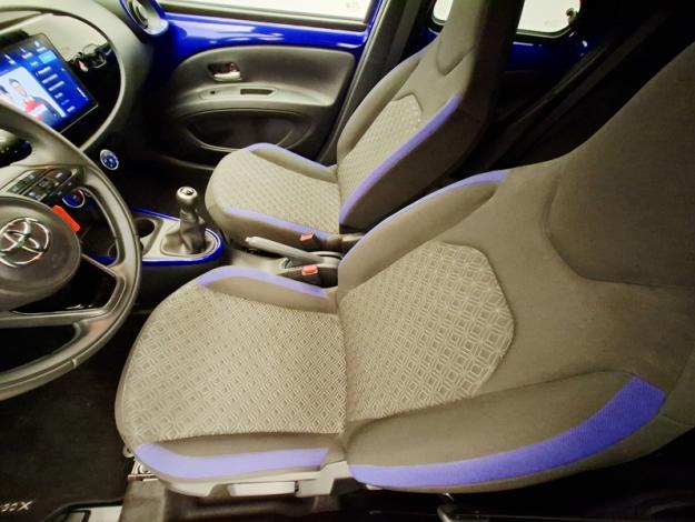 TOYOTA Aygo X 1.0 VVT-I 72 DESIGN  