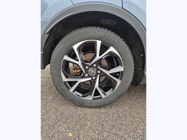 TOYOTA C-HR 1.8 HYBRIDE 122 EDITION  