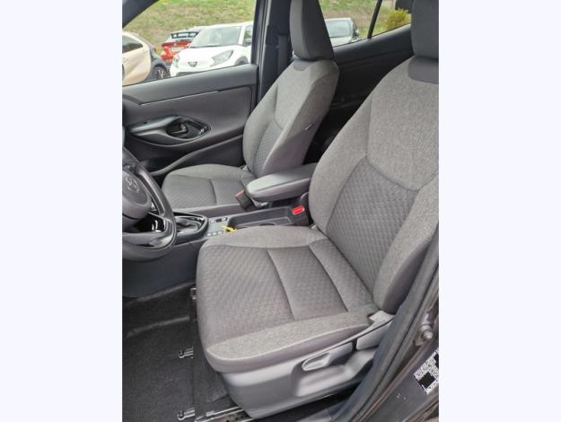 TOYOTA Yaris 1.5 HYBRID 116H DESIGN   