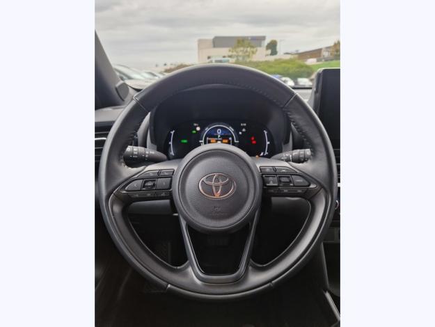 TOYOTA Yaris 1.5 HYBRID 116H DESIGN   