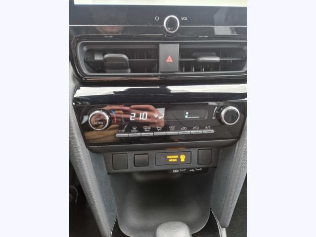 TOYOTA Yaris 1.5 HYBRID 116H DESIGN   