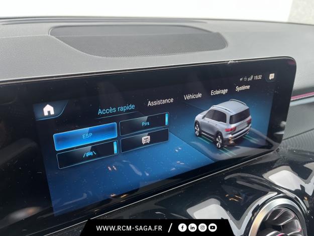 MERCEDES-BENZ GLB 200 d AMG Line  