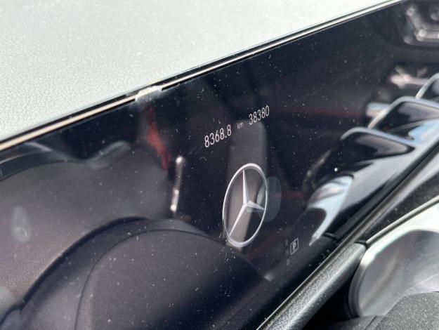 MERCEDES-BENZ GLB 200 d AMG Line  