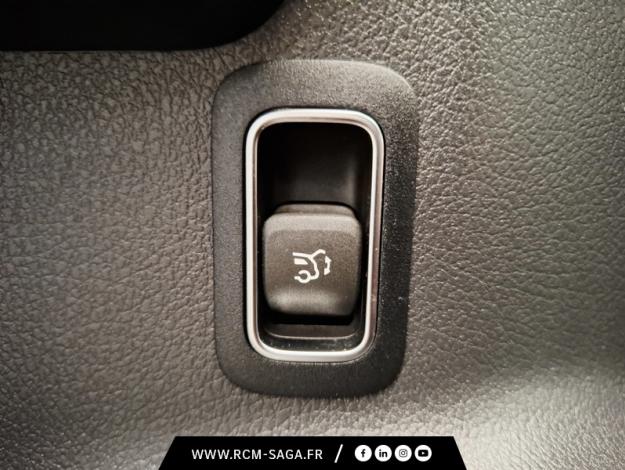 MERCEDES-BENZ GLA 200 d AMG Line  