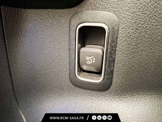 MERCEDES-BENZ GLA 200 d AMG Line  