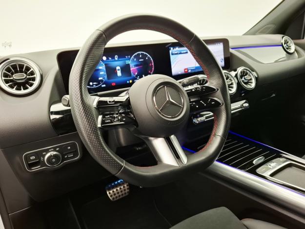 MERCEDES-BENZ GLA 200 d AMG Line  