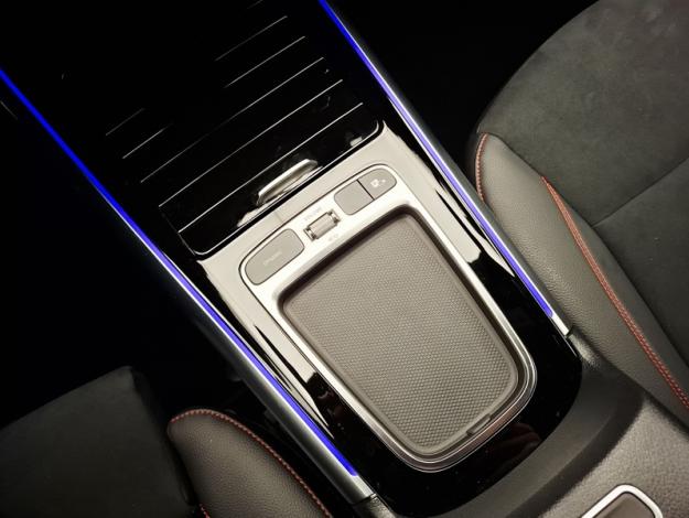 MERCEDES-BENZ GLA 200 d AMG Line  