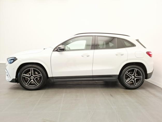 MERCEDES-BENZ GLA 200 d AMG Line  