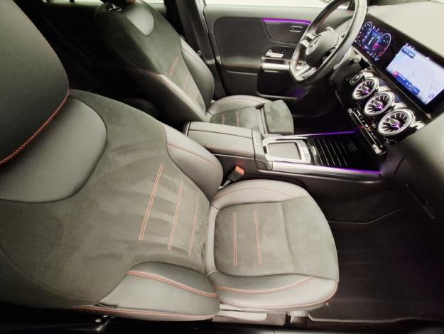 MERCEDES-BENZ GLA 200 d AMG Line  