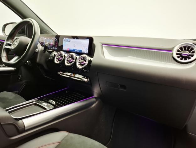 MERCEDES-BENZ GLA 200 d AMG Line  