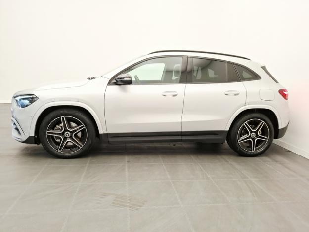 MERCEDES-BENZ GLA 200 d AMG Line  