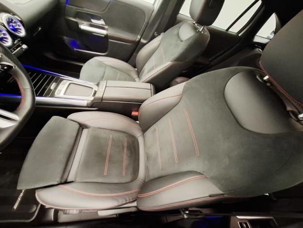MERCEDES-BENZ GLA 200 d AMG Line  