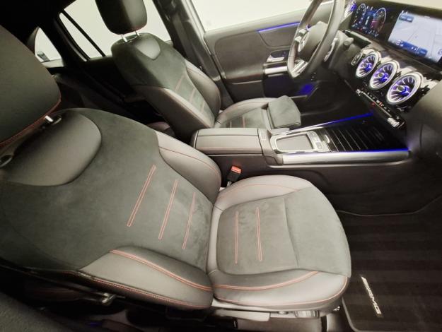 MERCEDES-BENZ GLA 200 d AMG Line  