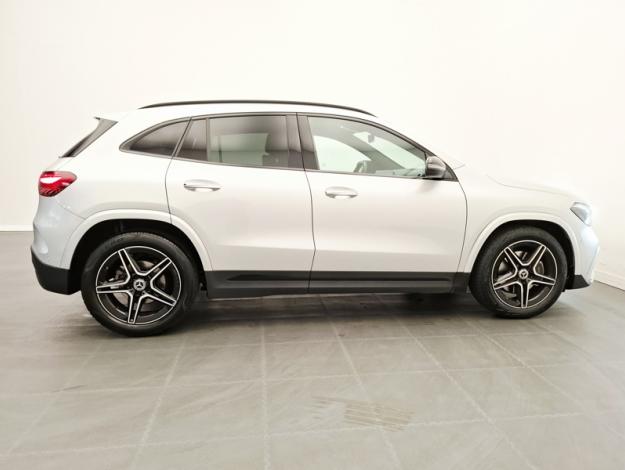 MERCEDES-BENZ GLA 200 d AMG Line  