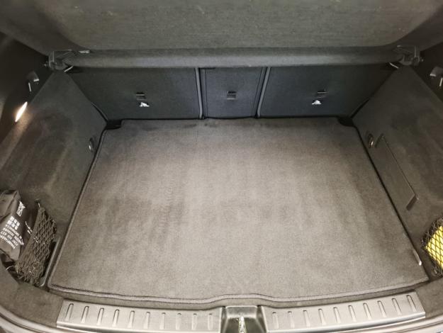 MERCEDES-BENZ GLA 200 d AMG Line  