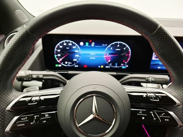 MERCEDES-BENZ GLA 200 d AMG Line  