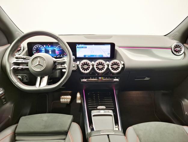MERCEDES-BENZ GLA 200 d AMG Line  