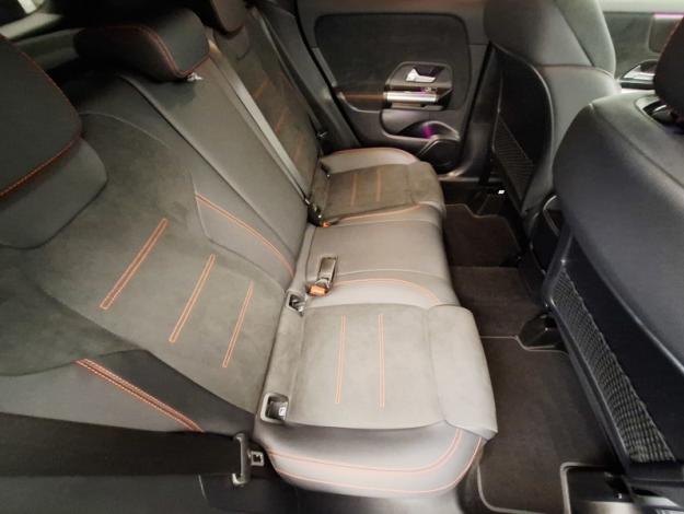 MERCEDES-BENZ GLA 200 d AMG Line  