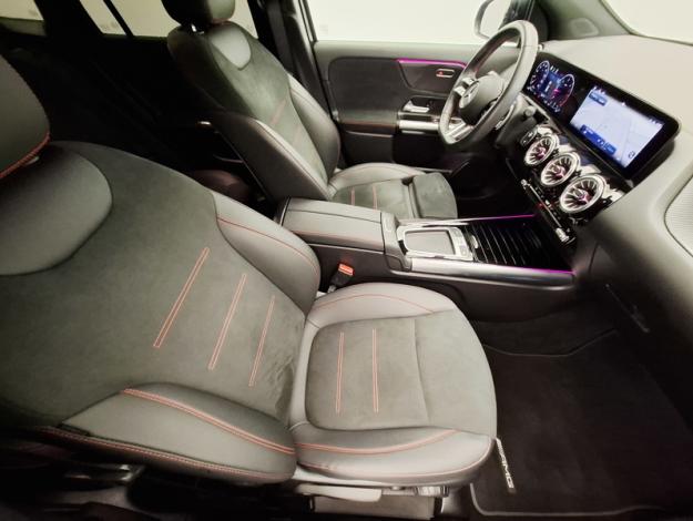 MERCEDES-BENZ GLA 200 d AMG Line  