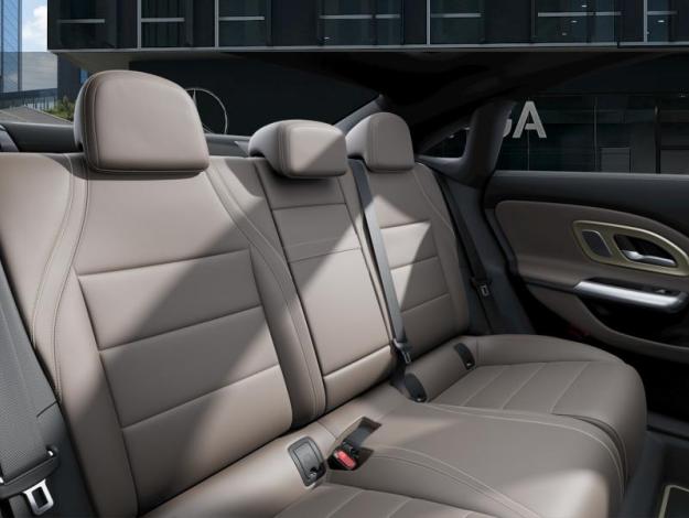 MERCEDES-BENZ CLA 200 AMG Line  CLA 200 AMG Line