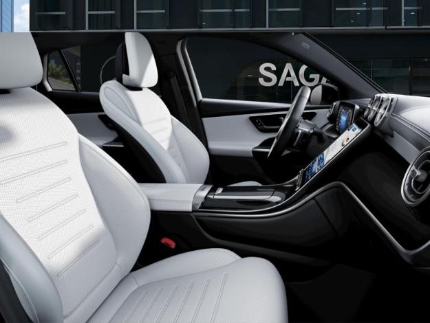 MERCEDES-BENZ GLC Coupé GLC 300 e Hybrid EQ 4MATIC Coupé AMG Line +  GLC 300 e Hybrid EQ 4MATIC Coupé AMG Line +