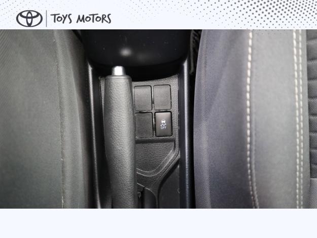 TOYOTA Yaris 1.5 110 VVT-I DYNAMIC  