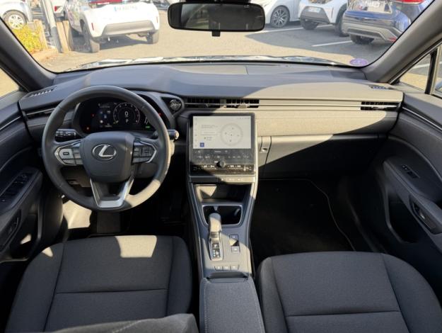 LEXUS LBX 1.5 136H 2WD  