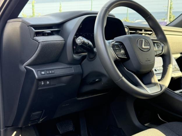 LEXUS LBX 1.5 136H 2WD  