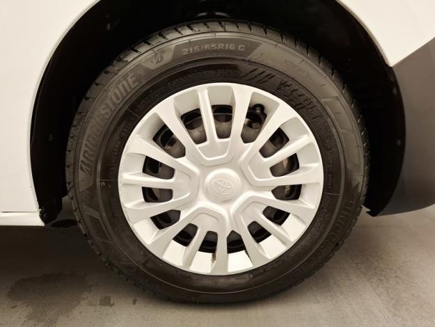 TOYOTA Proace 2.0 D MEDIUM 140 D-4D BUSINESS  