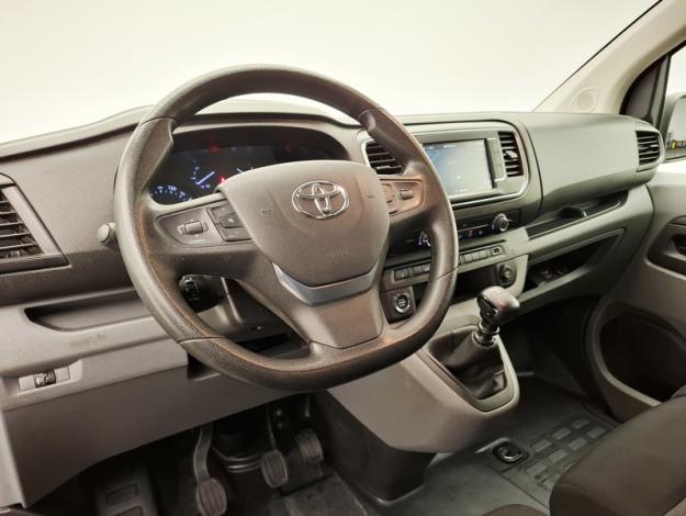 TOYOTA Proace 2.0 D MEDIUM 140 D-4D BUSINESS  