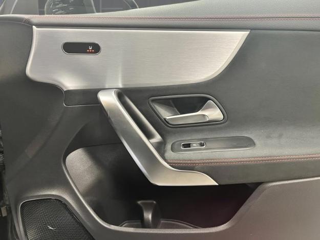 MERCEDES-BENZ CLA-Class CLA 180 d