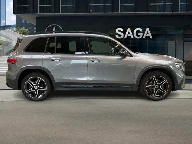 MERCEDES-BENZ GLB 180 d AMG Pack Night PREMIUM PLUS  