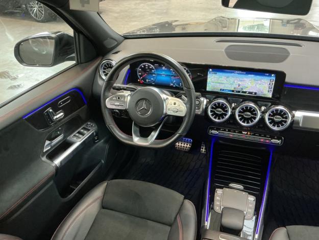 MERCEDES-BENZ GLB 180 d AMG Pack Night PREMIUM PLUS  