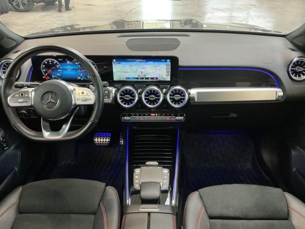 MERCEDES-BENZ GLB 180 d AMG Pack Night PREMIUM PLUS  