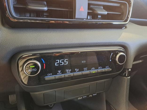 TOYOTA Yaris Hybride 116h Design  YARIS HYBRIDE 116H DESIGN VD MY26