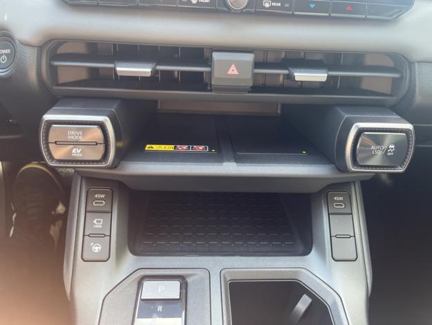 TOYOTA RAV4 Hybride 2WD 185ch Lounge NG  RAV4 HYBRID 183CH 2WD LOUNGE NG VD