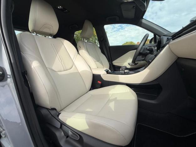 LEXUS LBX LEXUS LBX Hybride 2WD ELEGANT  LEXUS LBX Hybride 2WD ELEGANT