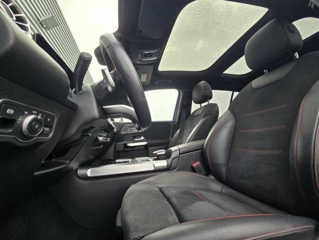 MERCEDES-BENZ GLB 220 d 4MATIC AMG Line  
