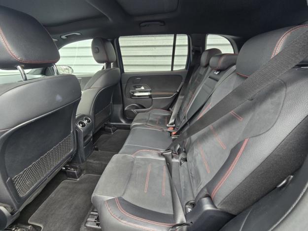 MERCEDES-BENZ GLB 220 d 4MATIC AMG Line  