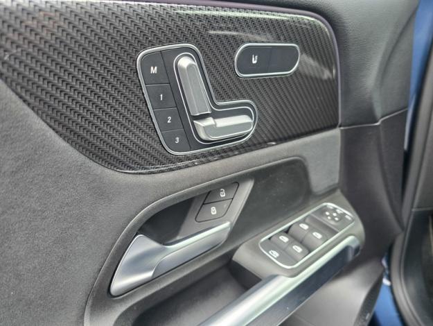 MERCEDES-BENZ GLB 220 d 4MATIC AMG Line  