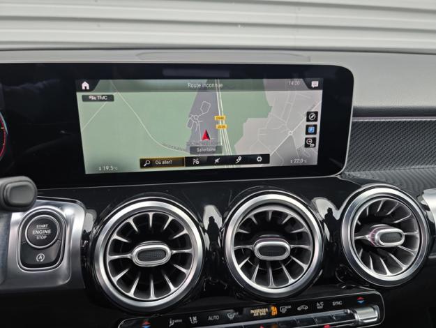 MERCEDES-BENZ GLB 220 d 4MATIC AMG Line  