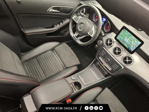 MERCEDES-BENZ GLA 200 Fascination Pack AMG Line 