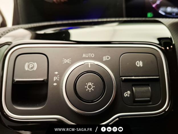 MERCEDES-BENZ Classe A 200 AMG Line  