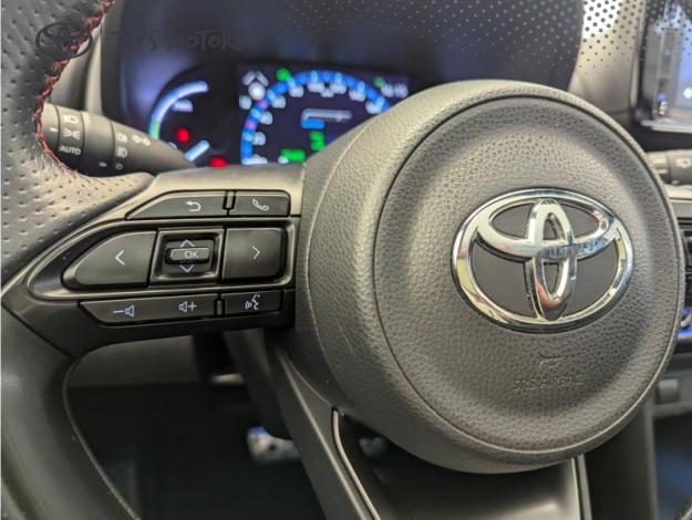 TOYOTA Yaris Cross 1.5 HYBRID 116H GR SPORT AUTO  TOIT PANO 