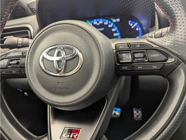 TOYOTA Yaris Cross 1.5 HYBRID 116H GR SPORT AUTO  TOIT PANO 