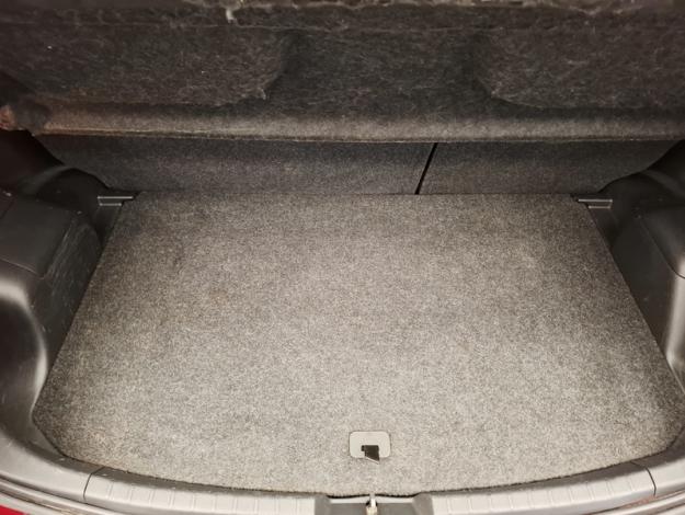 TOYOTA Yaris 1.5 VVT-I HYBRID DYNAMIC   