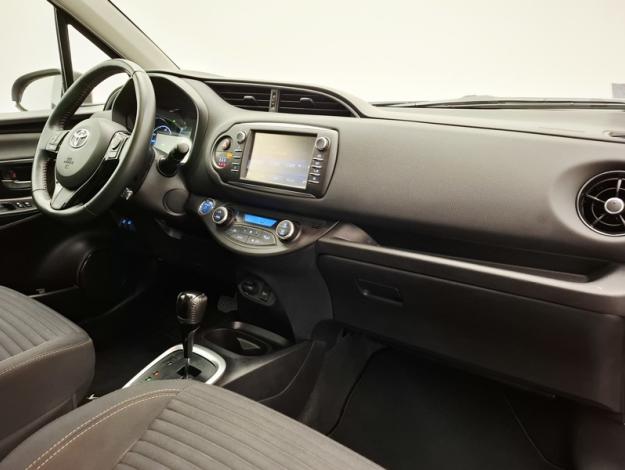 TOYOTA Yaris 1.5 VVT-I HYBRID DYNAMIC   