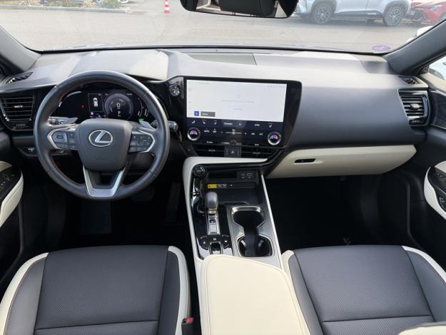 LEXUS NX 350h Luxe pack design  