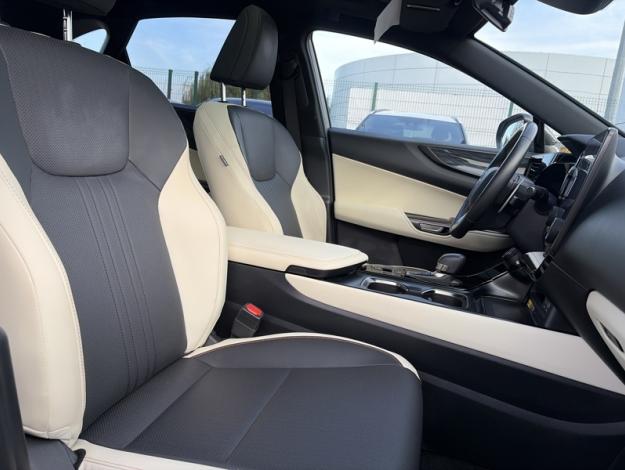 LEXUS NX 350h Luxe pack design  