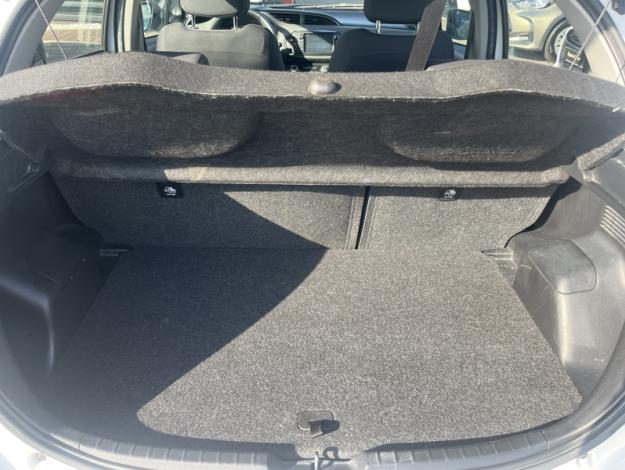 TOYOTA Yaris 100h France Business  